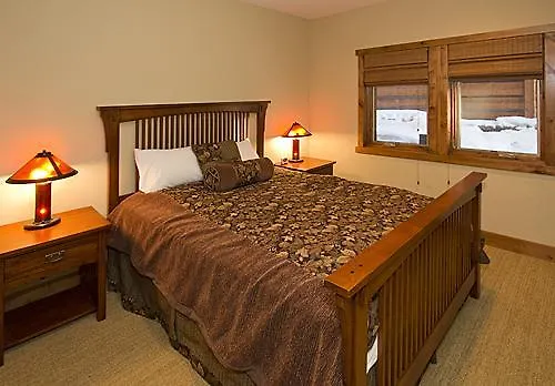 Apartment Stonegate #02 - Four Bedroom Loft Condo Mammoth Lakes