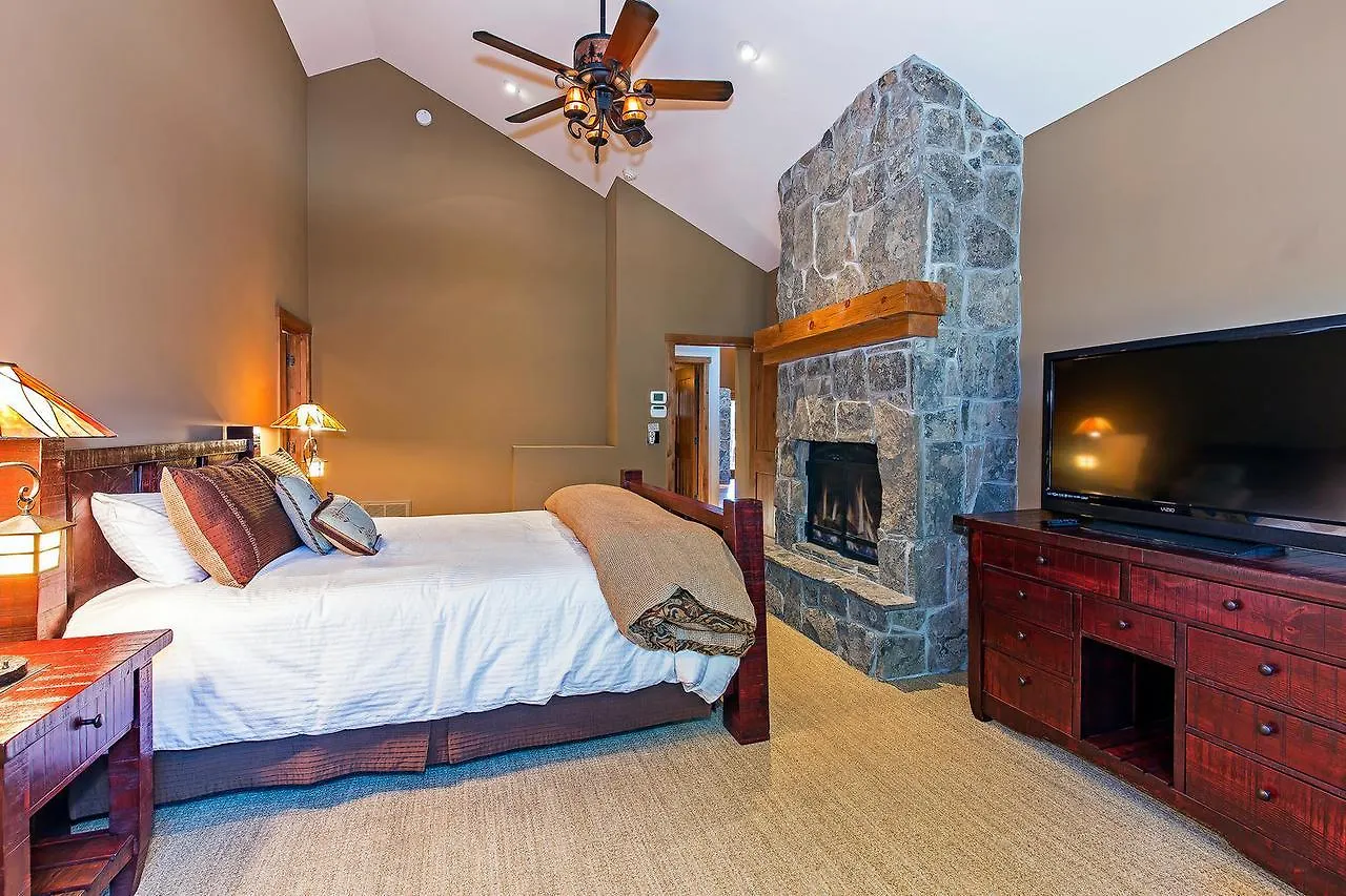 Stonegate #02 - Four Bedroom Loft Condo Mammoth Lakes United States