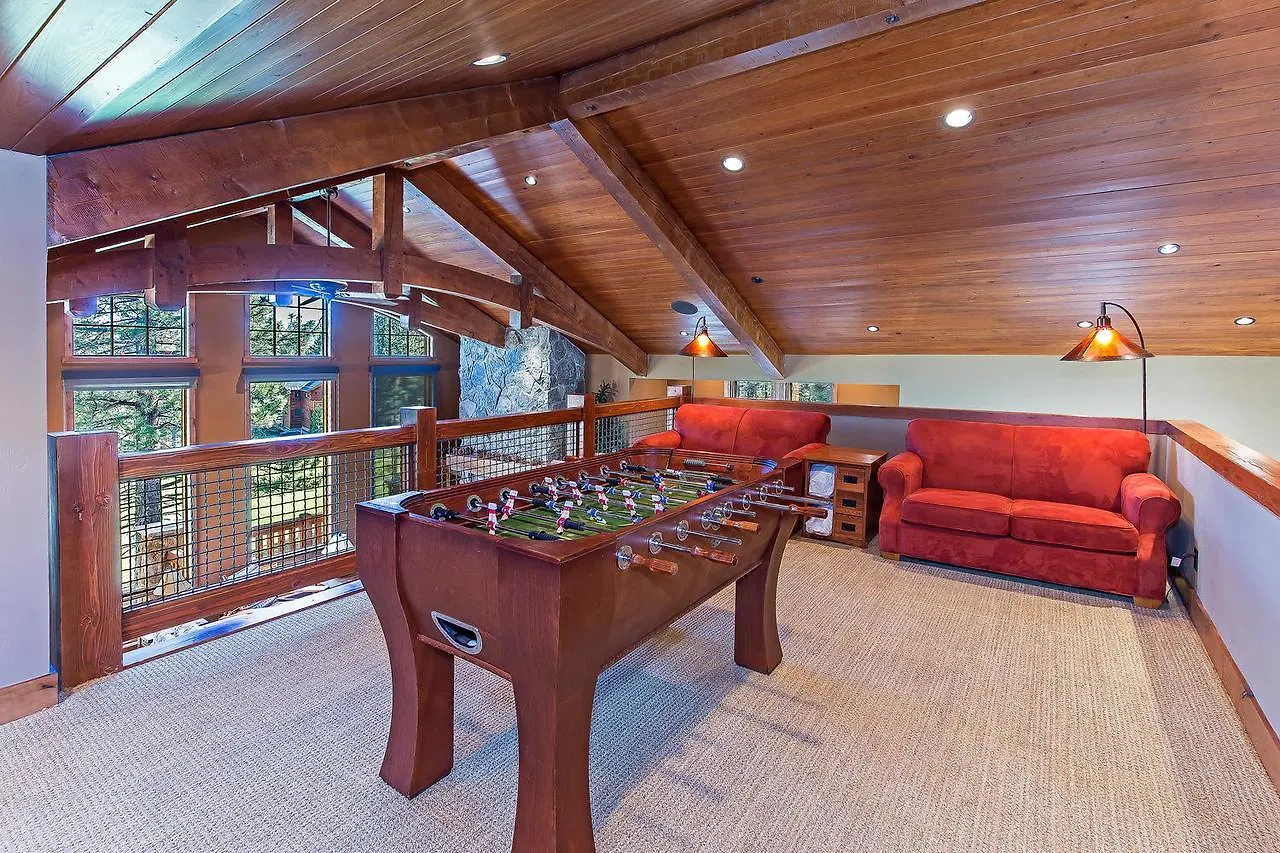 Stonegate #02 - Four Bedroom Loft Condo Mammoth Lakes